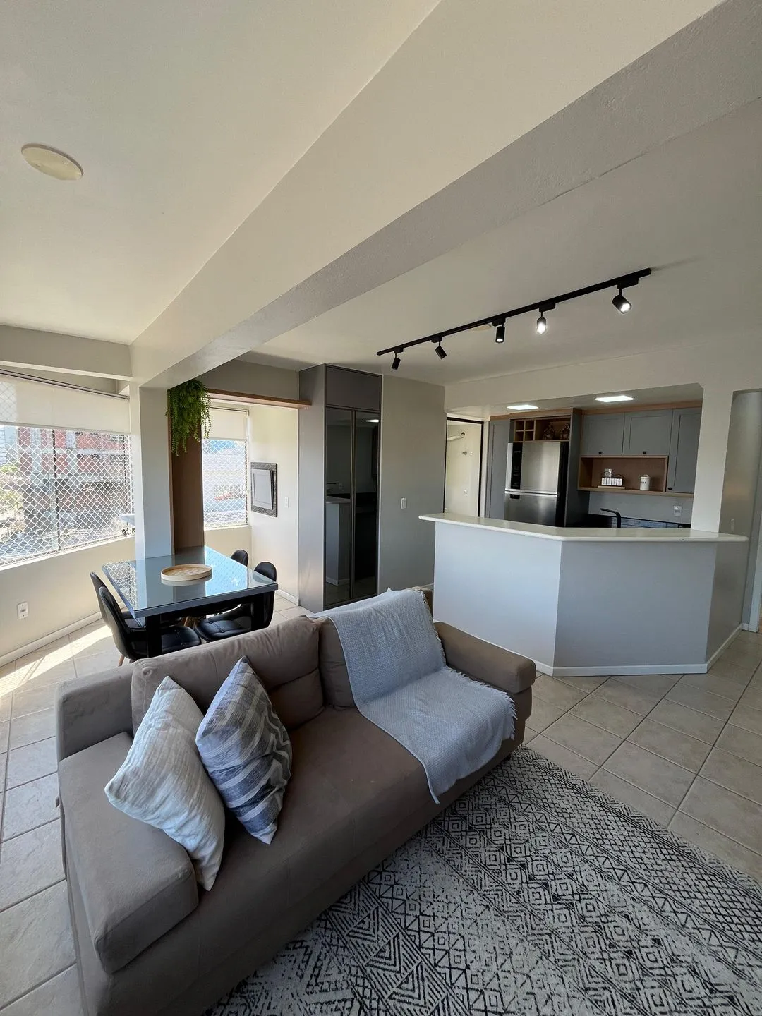 Imagem Apartamento à venda em Torres, Centro, com 2 quartos, 77,66m2