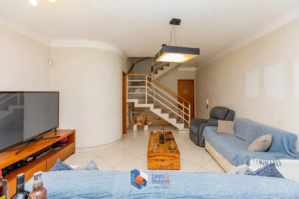 Imagem Casa para venda em Mirandópolis com 4 quartos, sendo 2 suítes, 214m²