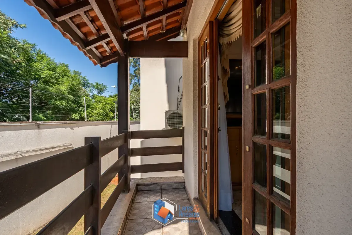 Imagem Sobrado para venda em City América com 5 quartos, sendo 2 suítes, 550m²