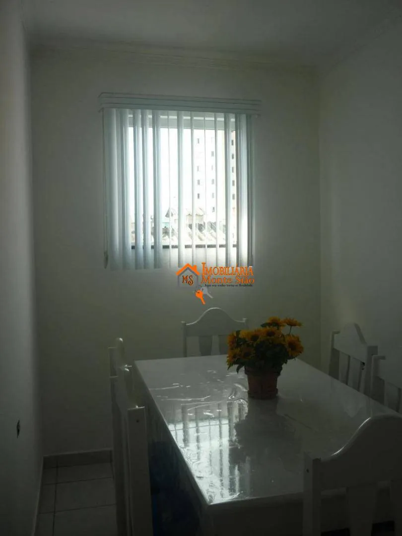 Imagem Sobrado com 4 dormitórios à venda, 260 m² por R$ 850.000,00 - Jardim Santa Clara - Guarulhos/SP