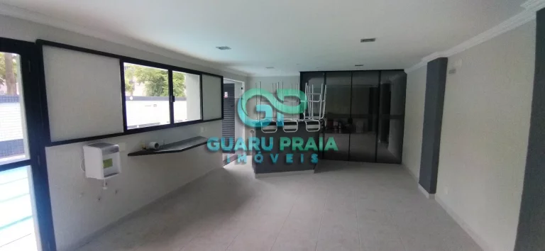 Imagem Amplo apartamento em prédio com lazer