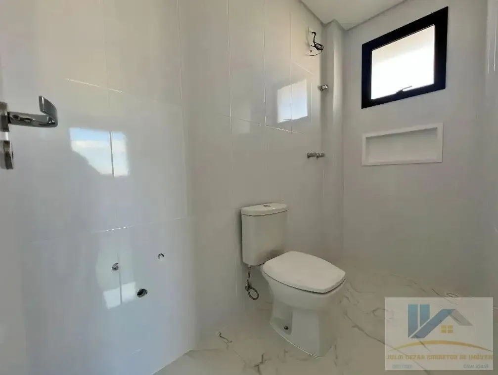 Imagem Cobertura para Venda em São José dos Pinhais, Cidade jardim, 3 dormitórios, 1 suíte, 2 banheiros, 2 vagas
