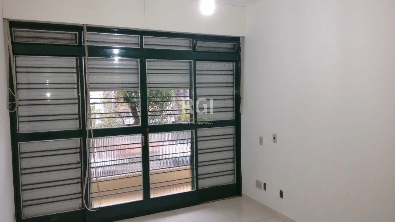 Imagem Casa para Venda - 363m², 3 dormitórios, sendo 1 suites, 2 vagas - São João