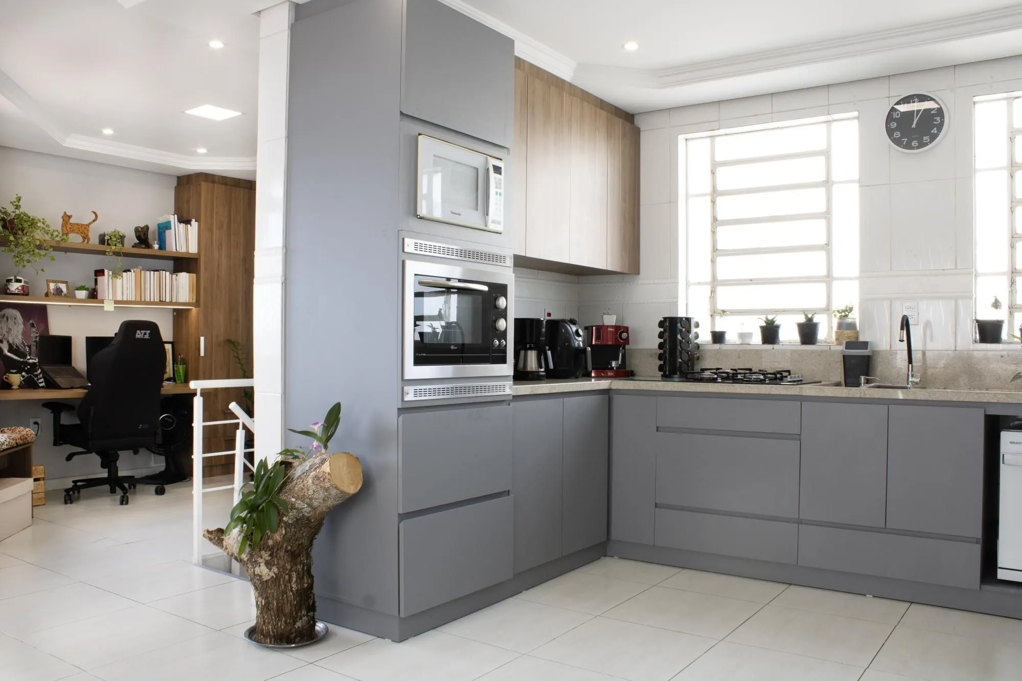 Imagem COBERTURA A VENDA - 2 DORMITORIOS - R$480.000,00 - CENTRO - CANOAS / RS