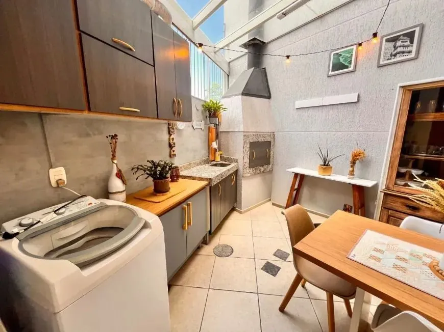 Imagem Casa Reformada em Condomínio com Suíte e Espaço Versátil Avenida Ecoville