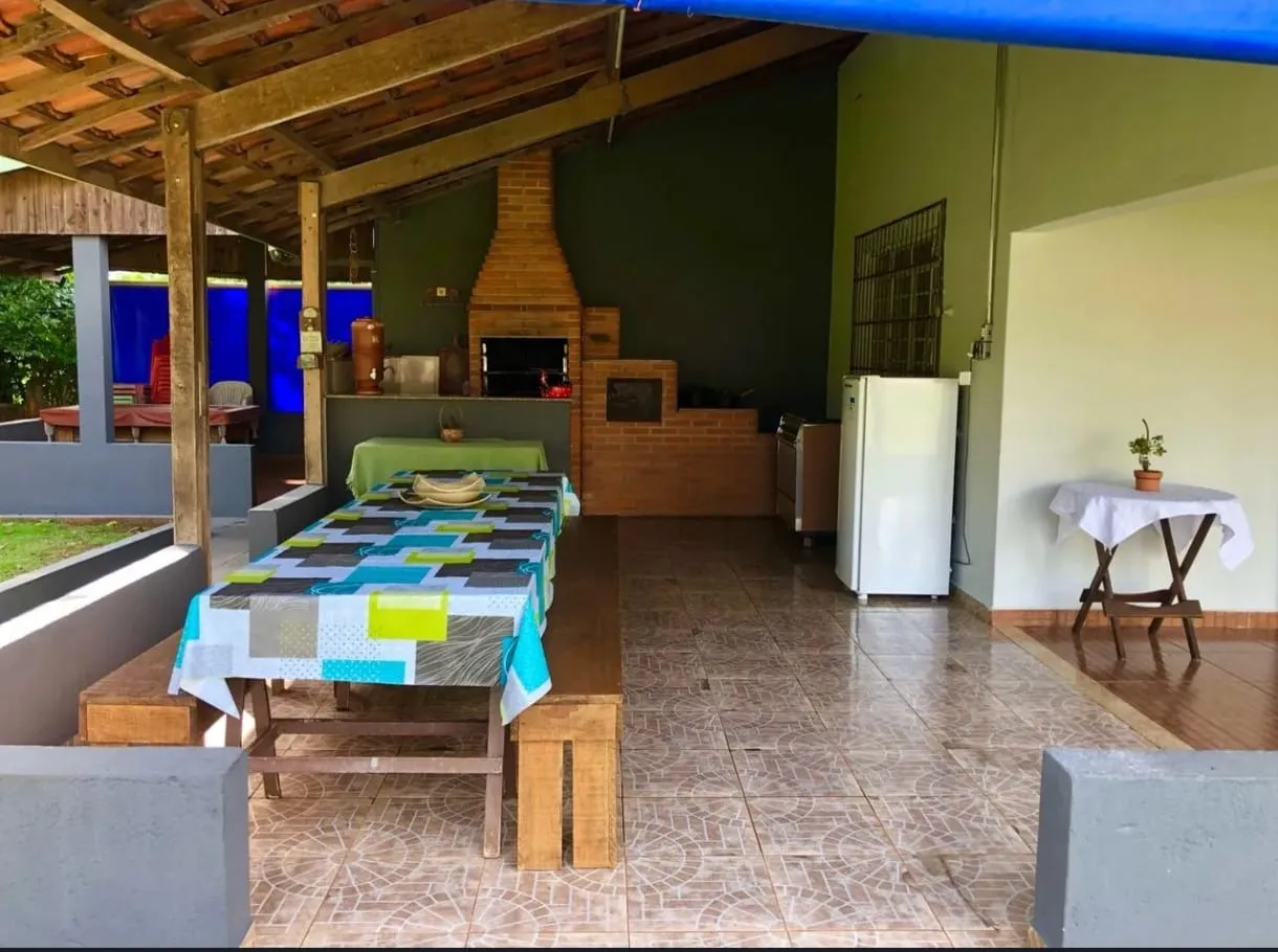 Imagem Chácara à venda em Salto de Pirapora-SP - 2.000m², 1 quarto, 1 sala, 1 banheiro, 1 vaga de garagem. Imperdível!