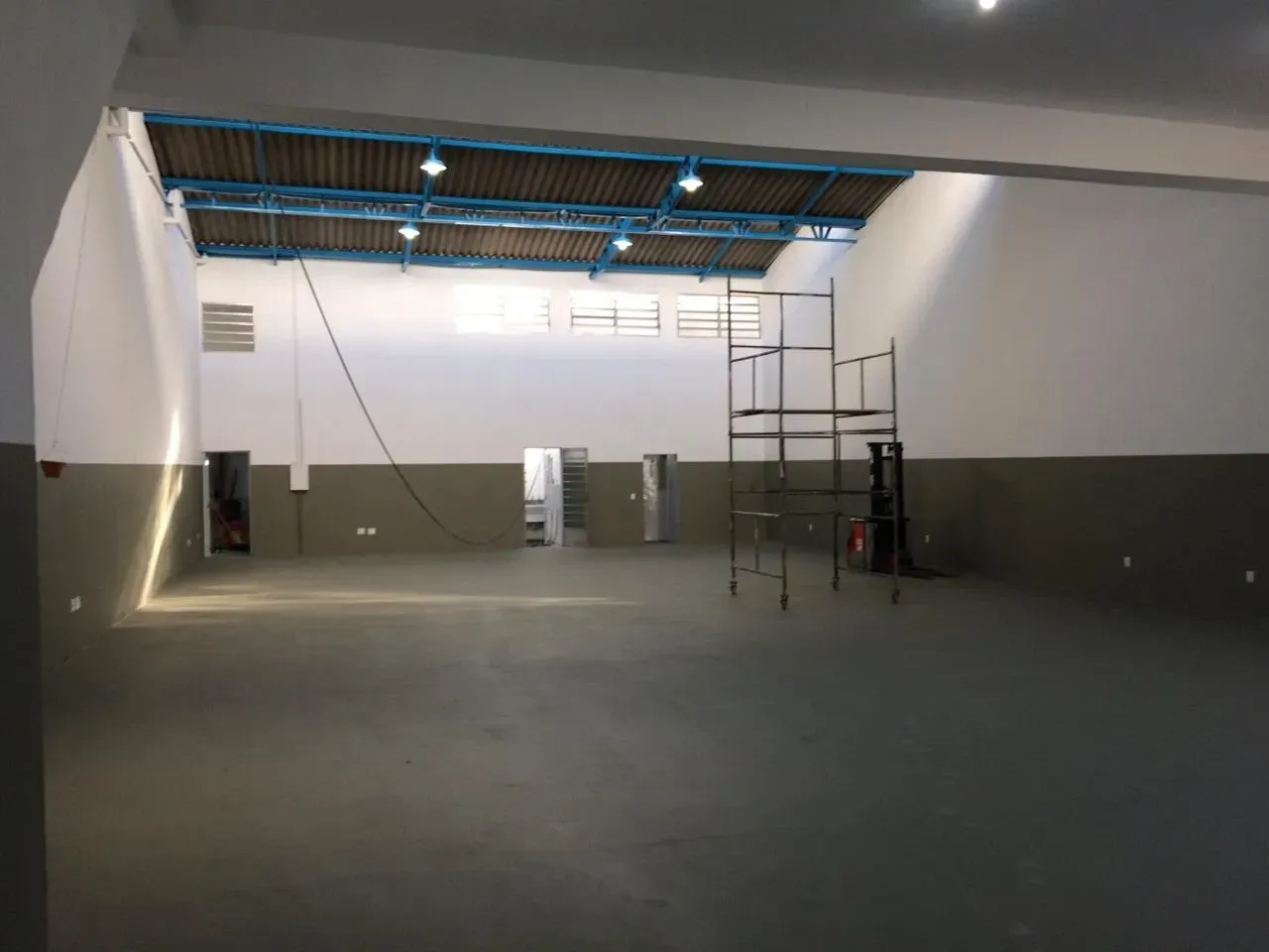 Imagem Galpão para Alugar, 446 m² em Vila Anastácio - São Paulo