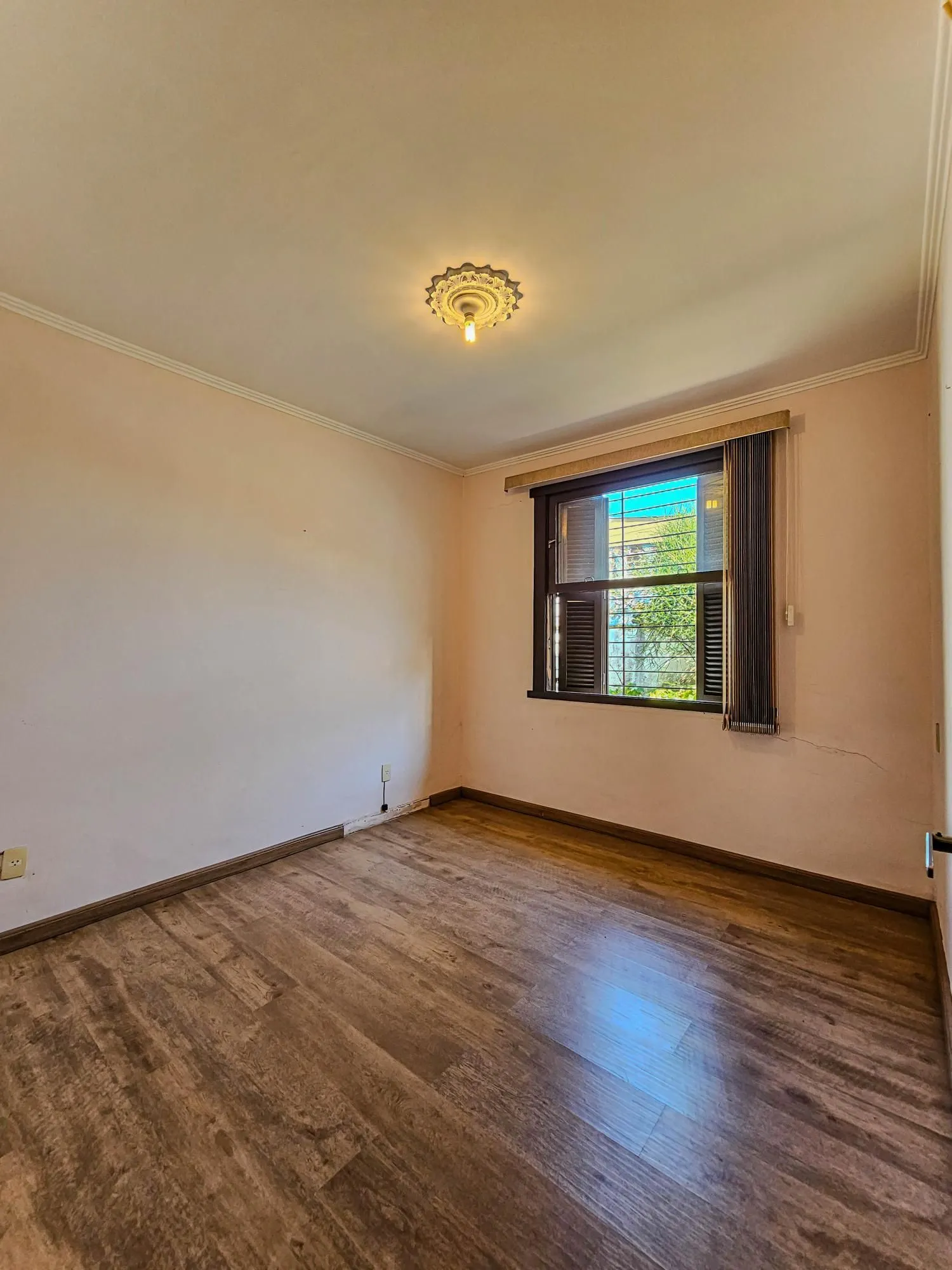 Imagem Casa Térrea 3 dormitórios - Excelentes Condições!