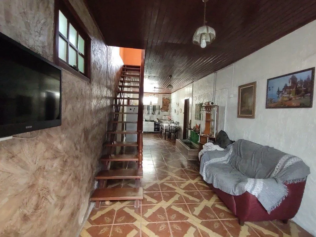 Imagem Casa para Venda - 400m², 6 dormitórios, Cavalhada