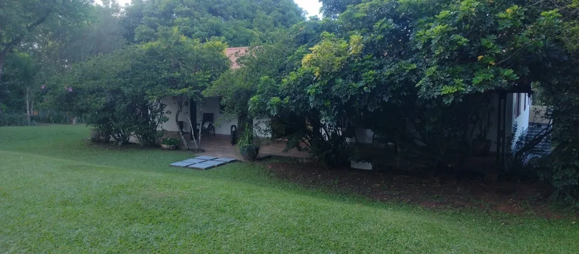 Imagem Chácara de 2.800m² em Araçoiaba da Serra - Casa Térrea com 3 Dormitórios, 1 Suíte e Área Gourmet
