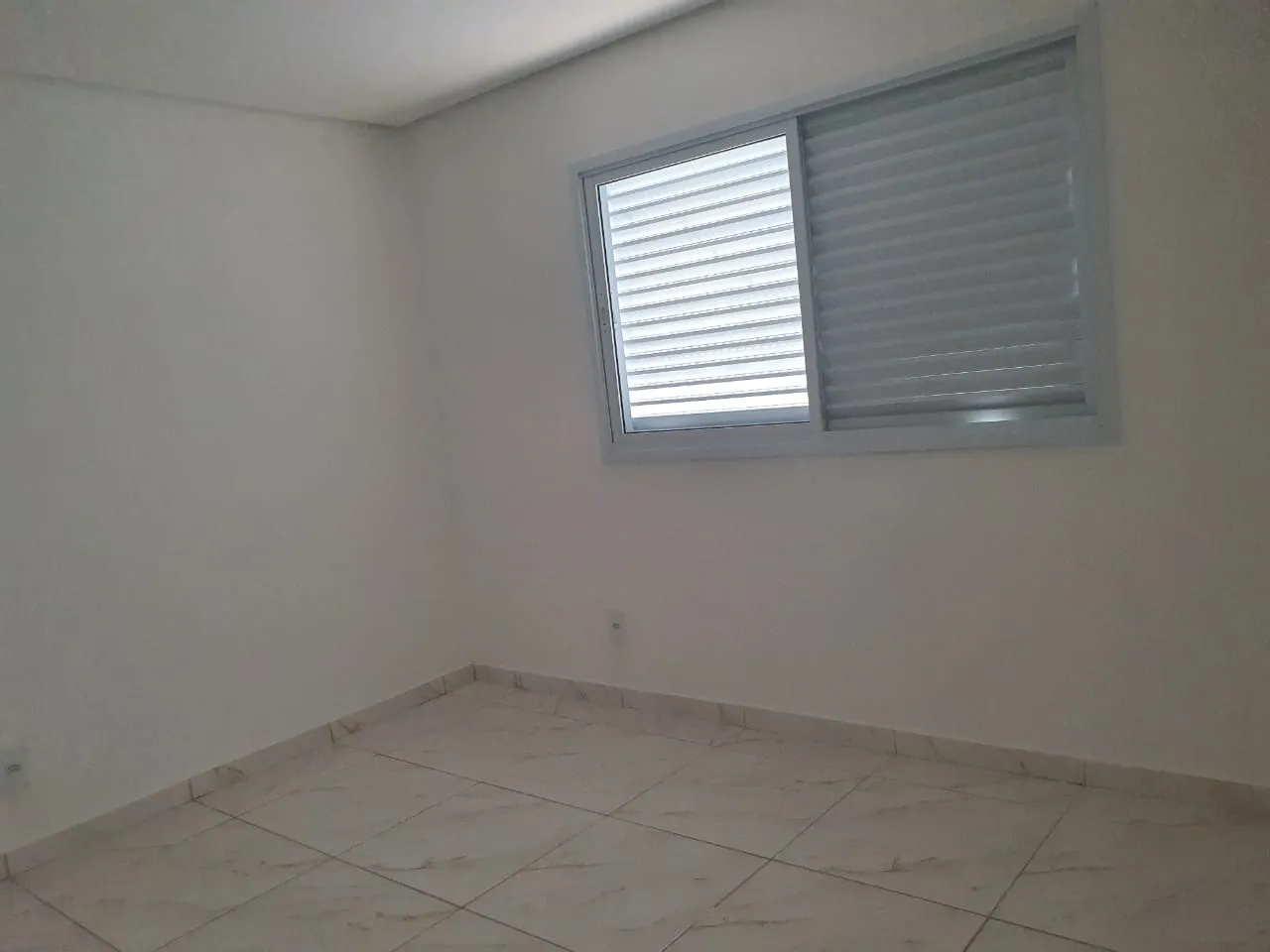 Imagem Linda Casa a Venda no Condomínio Village Castelo em Itu/SP com 276m².