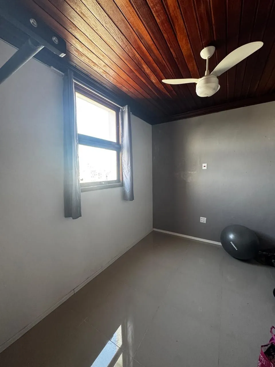 Imagem Cobertura com Vista Panorâmica para a Redenção - 4 Dormitórios, 2 Suítes - Porto Alegre