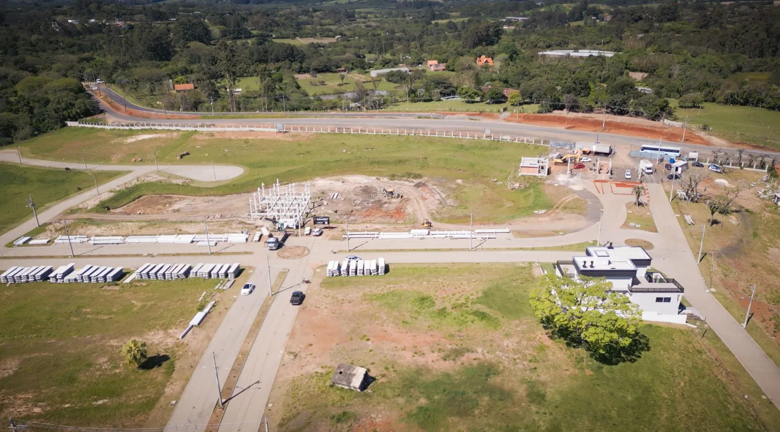 Imagem Terreno à venda em Viamão, Lomba do Pinheiro, 2099m2