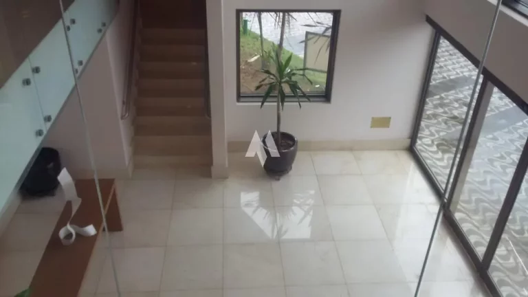 Imagem Sala Comercial Valongo em frente ao porto e ao Hotel Ibis