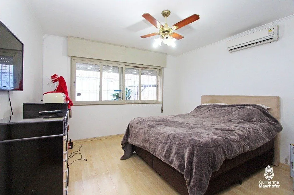 Imagem Casa para Venda - 215m², 3 dormitórios, sendo 1 suites, 3 vagas - Sarandi