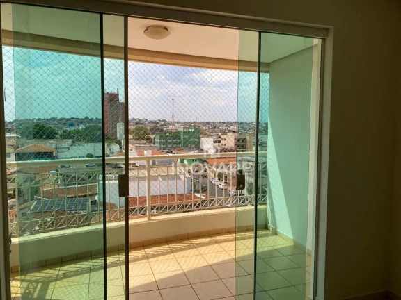 Imagem Apartamento com 3 dormitórios para alugar, 108 m² por R$ 3.550/mês - Setor Central - Itumbiara/GO