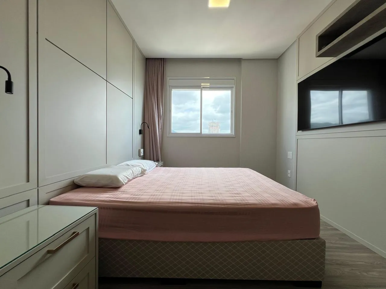 Imagem Apartamento com vista para o mar à venda com 306m2 por R$ 7.500.000,00
