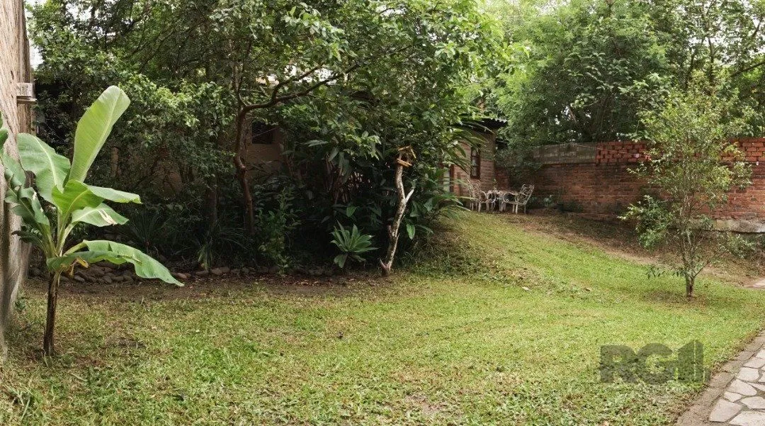 Imagem Casa para Venda - 350m², 4 dormitórios, sendo 4 suites, 4 vagas - Tristeza