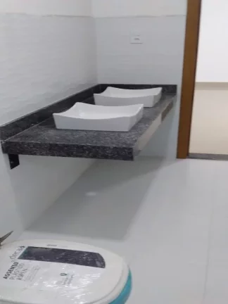 Imagem Linda casa no condomínio Quinta das Marinas , com 3 dormitórios sendo uma suíte , com ótimo preço, pronta para ser financiada