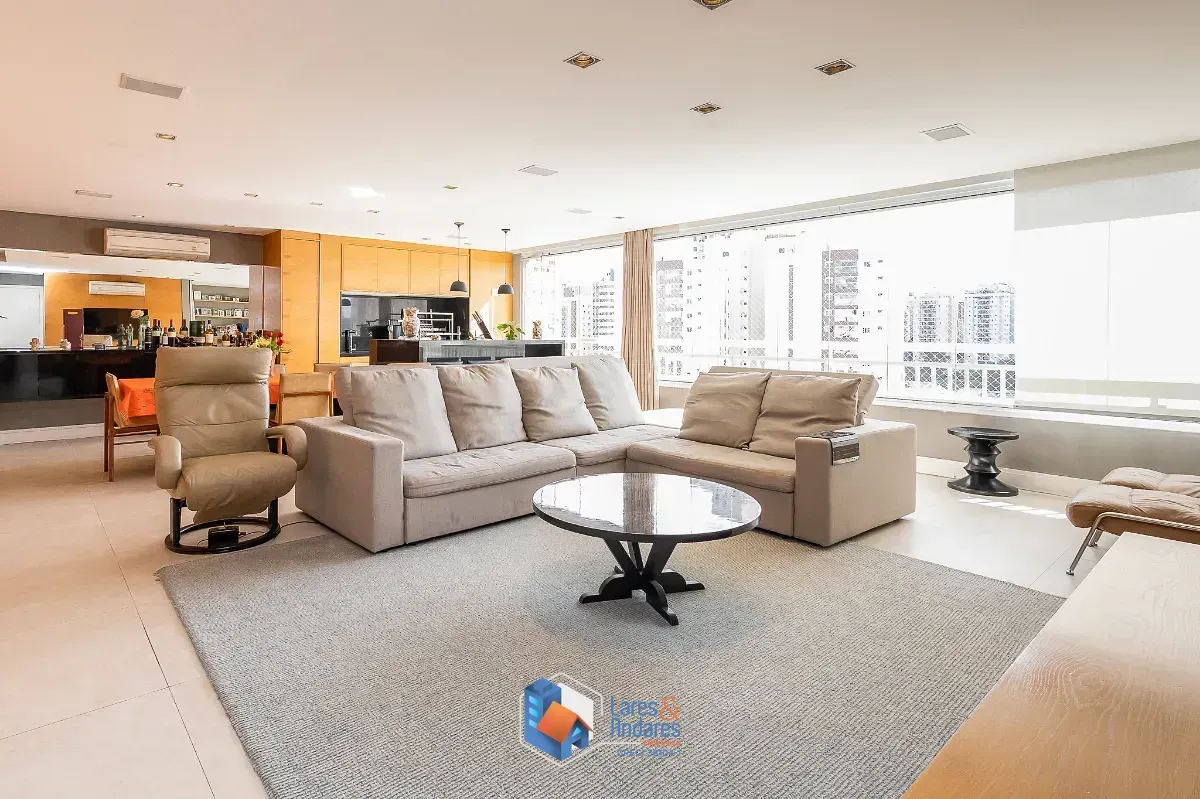 Imagem Apartamento para venda em Saúde com 4 quartos, sendo 2 suítes, 160m²