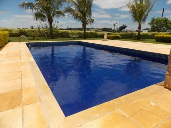 Imagem Belíssima casa térrea a venda no condomínio Ninho Verde I Eco Residence - com 3 dormitórios e piscina