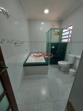 Imagem SOBRADO DE RUA À VENDA NA CIDADE LÍDER (POSSUI EDÍCULA).