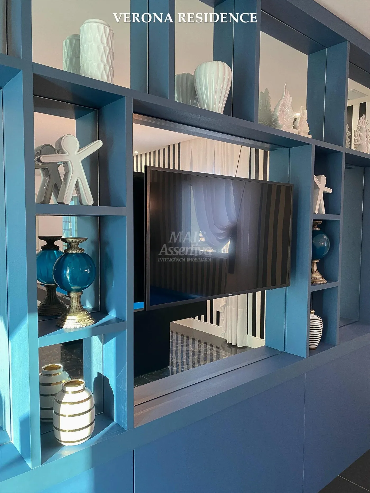 Imagem Excelente Apartamento com 03 Suítes para Venda em Itapema Meia Praia