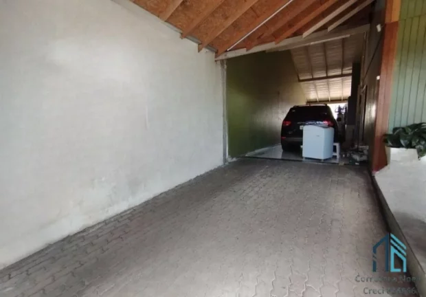 Imagem Casa com amplo terreno nos fundos de 364 m², 03 quartos c/suíte Bairro São José em Flores da Cunha RS