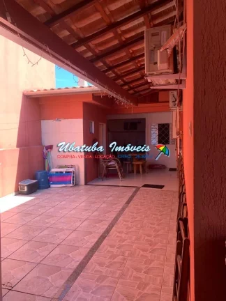 Imagem casa bem localizada com 03 dormitórios no centro