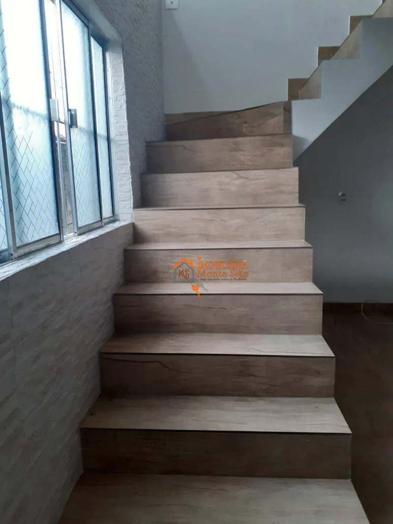Imagem Sobrado com 6 dormitórios à venda, 250 m² por R$ 600.000,00 - Jardim São Paulo - Guarulhos/SP