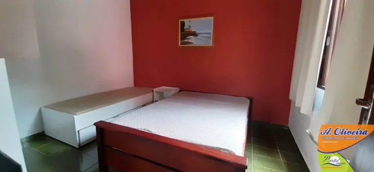 Imagem Casa -08 Dormitórios -Ótima localização próximo á praia (Terreno 986 metros )