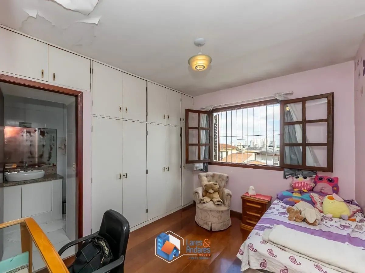 Imagem Casa para venda em Vila Marari com 3 quartos, sendo 2 suítes, 180m²