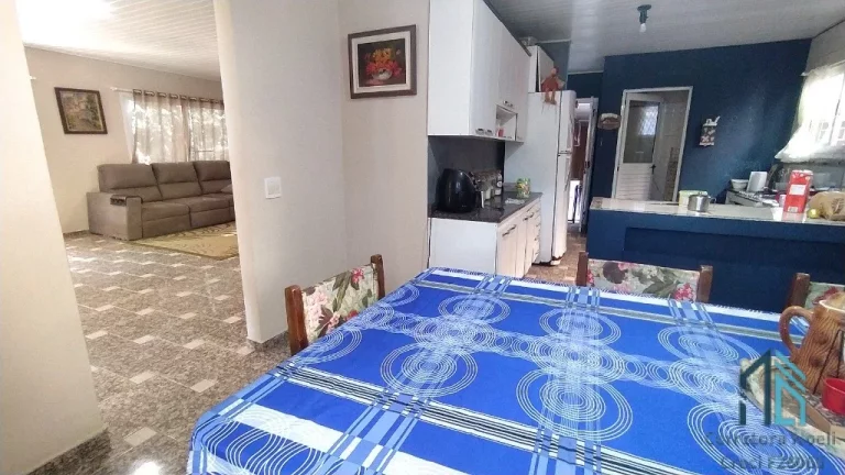 Imagem (ESTUDA PERMUTA) Chácara de 1000m2 de esquina com casa de 300m2, em ótima localização no Cascatinha/Santa Felicidade em Curitiba PR