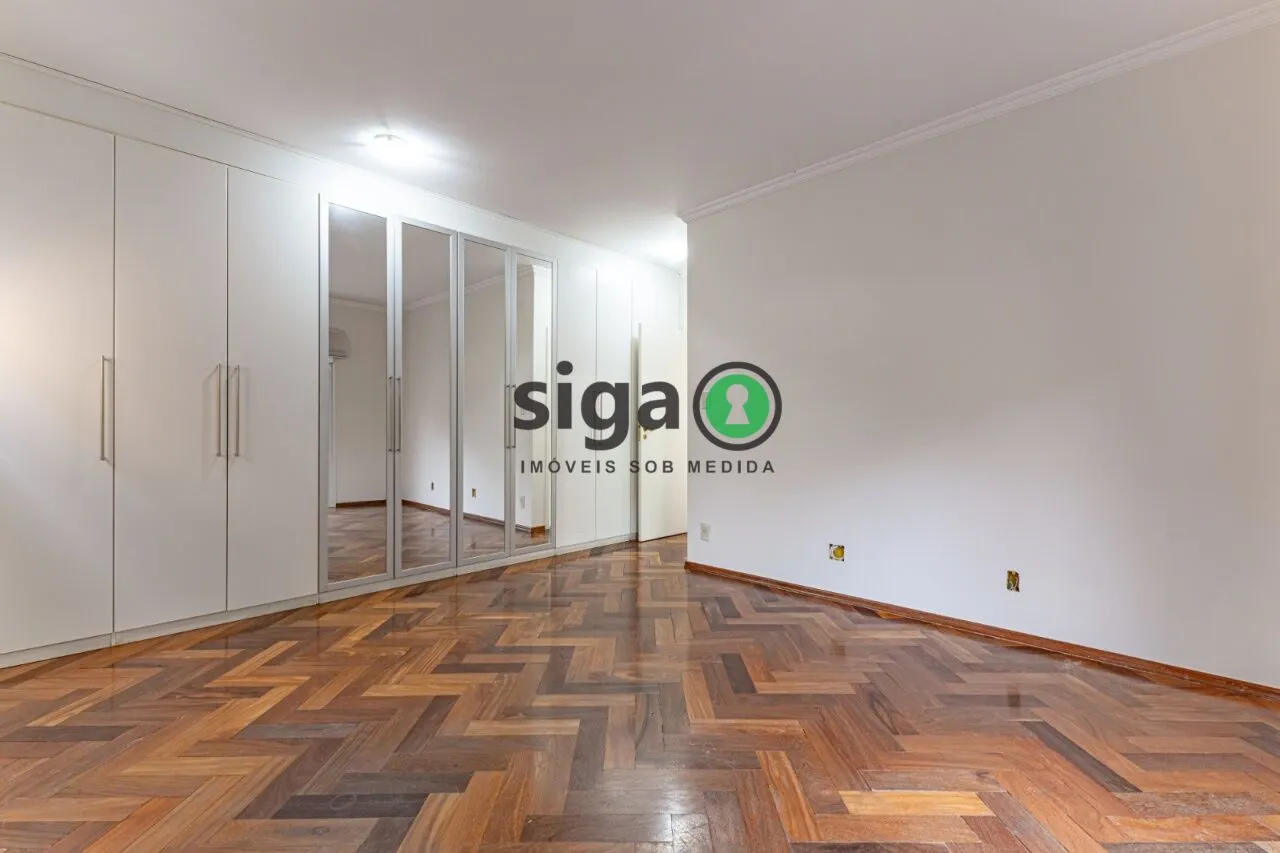 Imagem Casa em Condomínio Residencial das Acácias á Venda - 568m², 6 quartos, 4 vagas