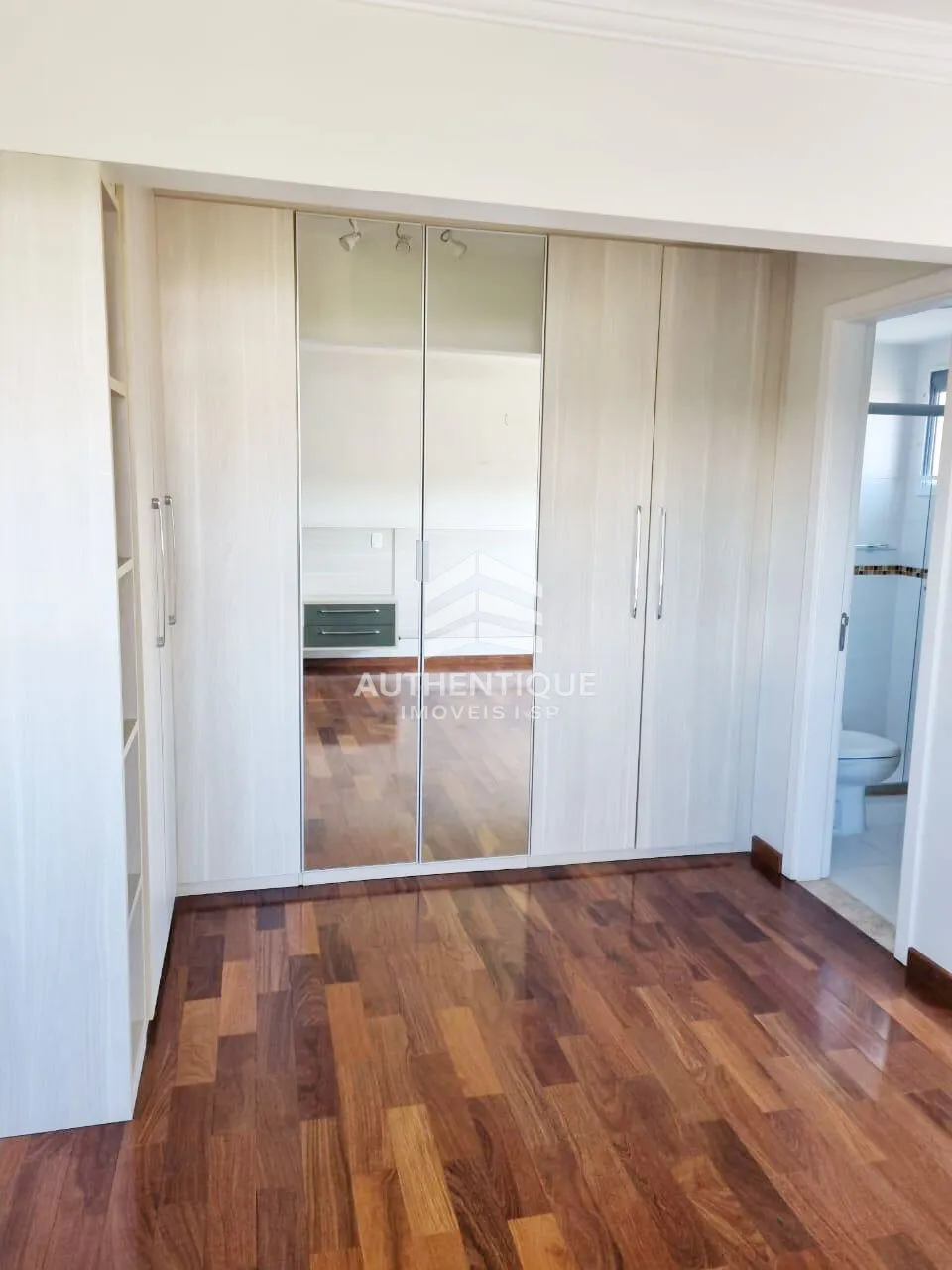 Imagem SPLENDIDO JARDIM DO GOLF JURUBATUBA - Apartamento no bairro Jurubatuba à venda
