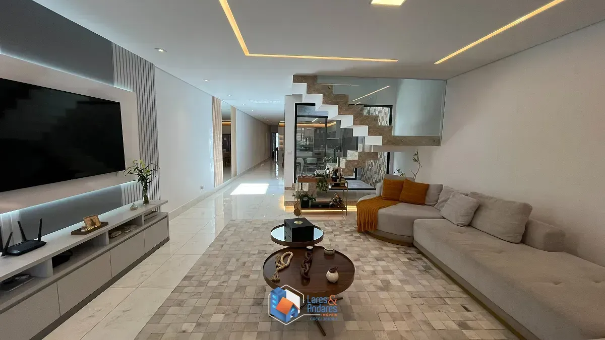 Foto do imóvel Sobrado para venda em Vila Pirituba com 4 quartos, sendo 2 suítes, 190m² em Rua João Ferrero Versino