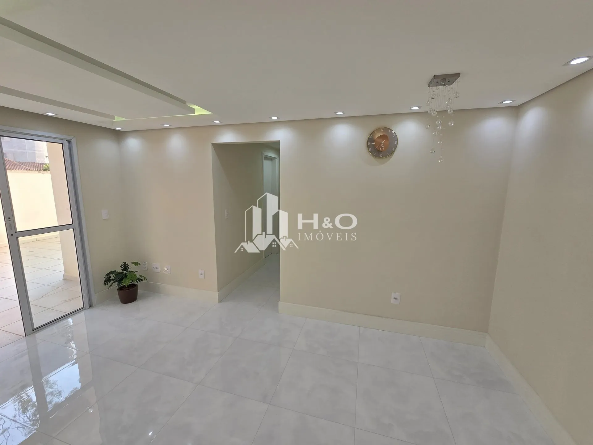 Imagem Apartamento Itaquera/Vila Carmosina - SP