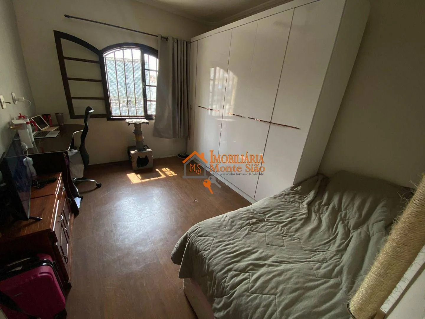 Imagem Casa com 3 dormitórios à venda, 120 m² por R$ 586.000,00 - Jardim Santa Mena - Guarulhos/SP