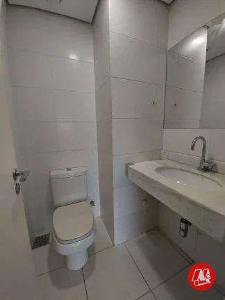 Imagem No Diamond Tower, conjunto de 87m² com vaga.