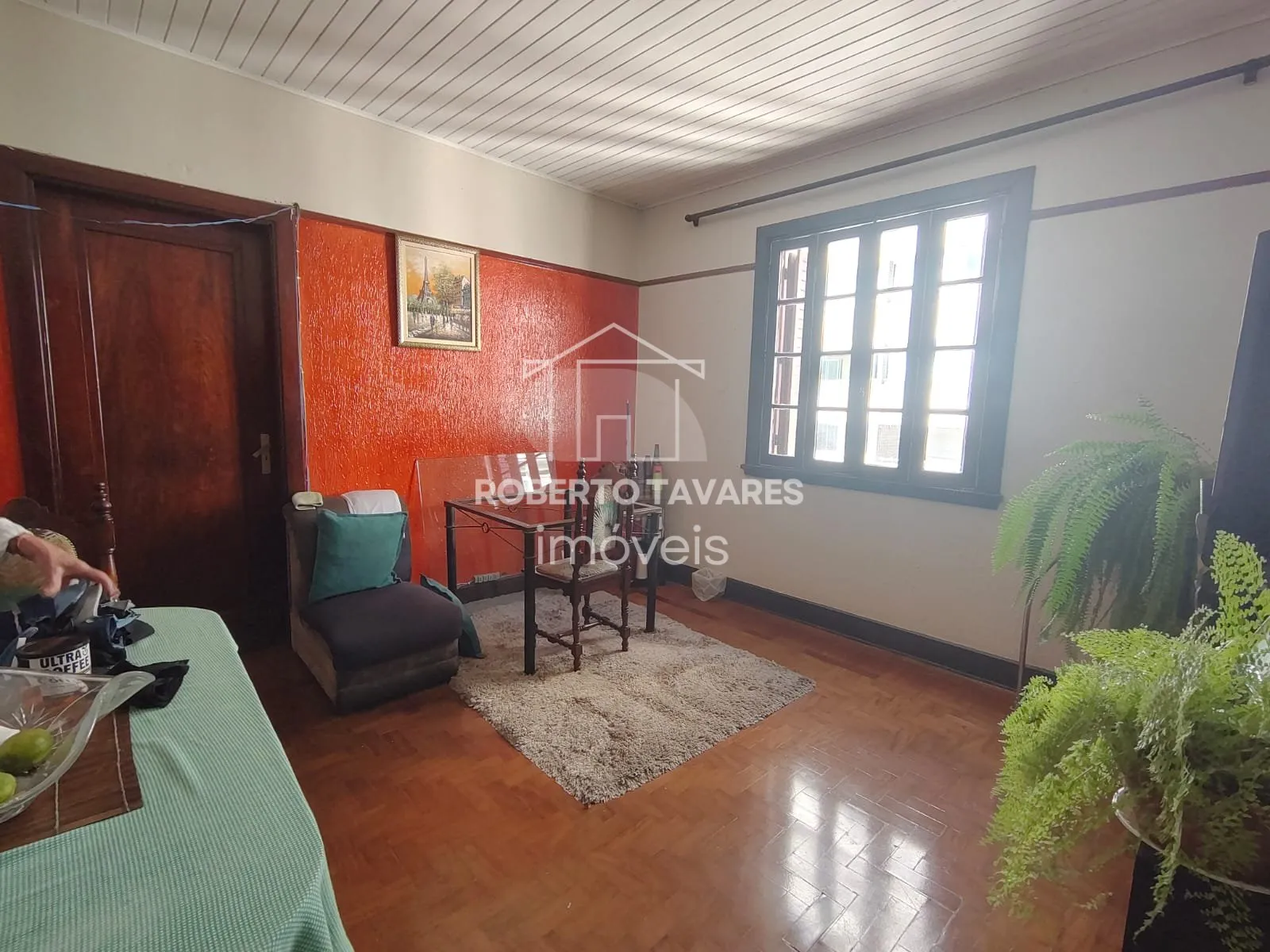 Imagem Apartamento com 2 dormitórios, sala para dois ambientes, cozinha, banheiro, quarto de serviço e banheiro, 1 vaga de garagem....
