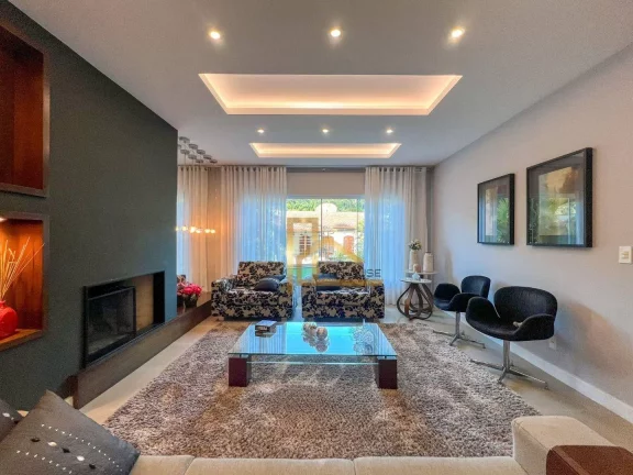 Foto do imóvel Casa com 4 dormitórios à venda, 192 m² por R$ 1.295.000 - Pimenteiras - Teresópolis/RJ