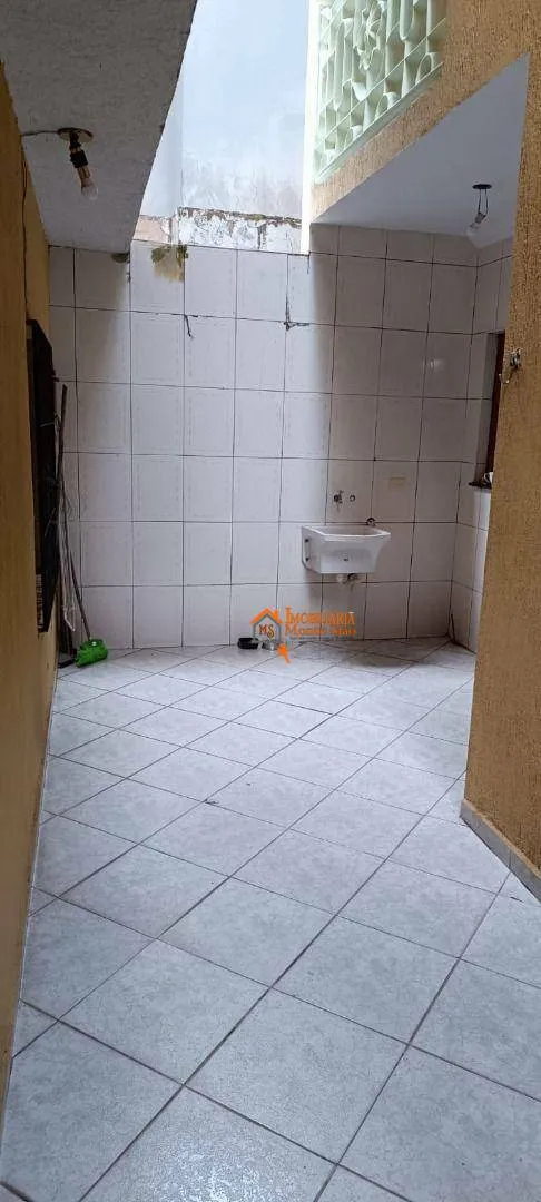 Imagem Sobrado com 2 dormitórios para alugar, 90 m² por R$ 2.500,00/mês - Jardim Tranqüilidade - Guarulhos/SP