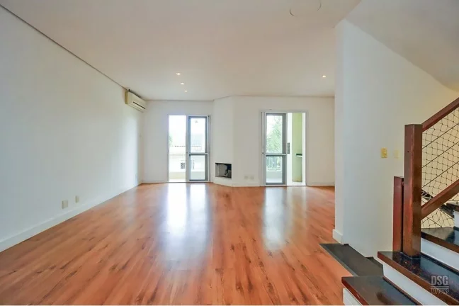Foto do imóvel Casa em Condomínio para venda em Porto Alegre