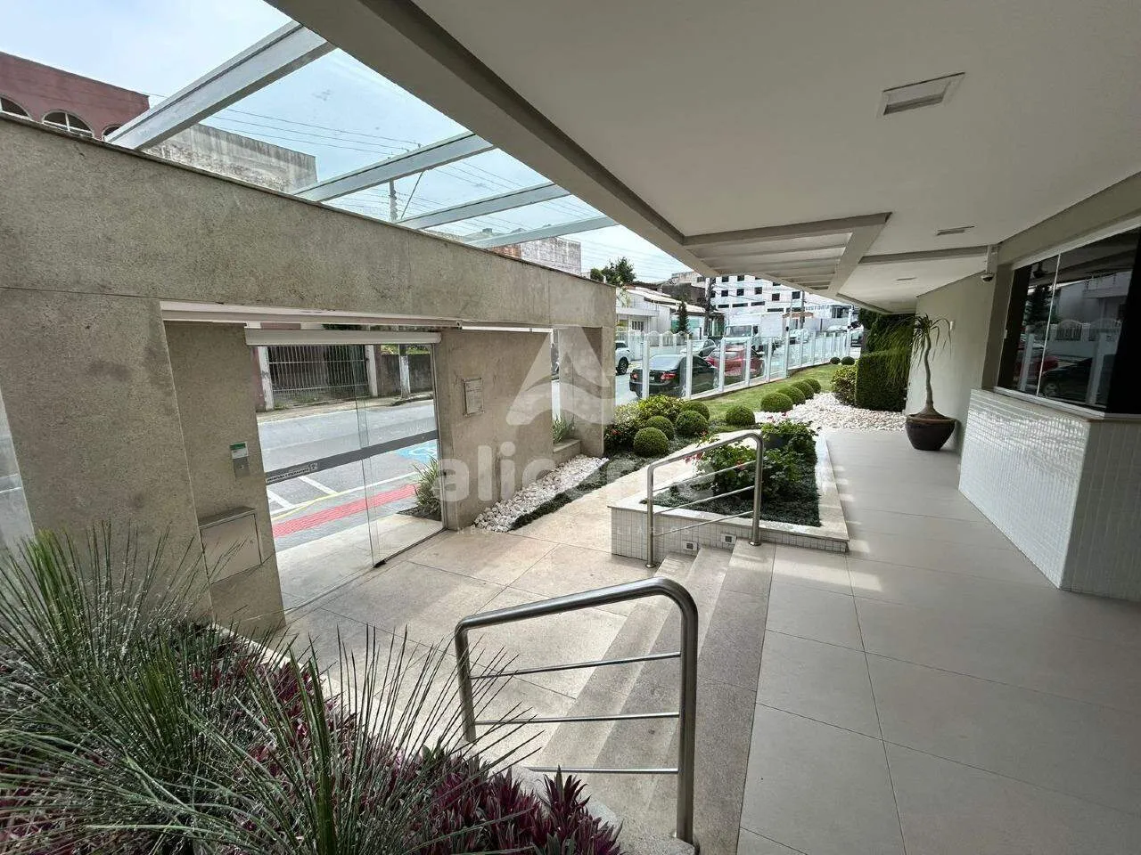 Imagem Porteira Fechada!!! Apartamento à venda com 3 quartos 1 suíte, vista mar em Nossa Senhora do Rosário São José
