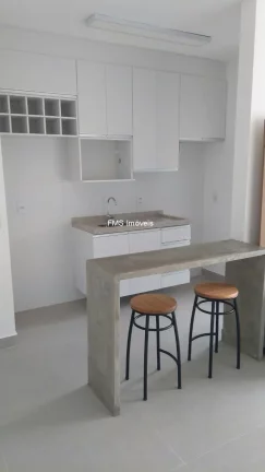 Imagem Apartamento à venda em São Vicente-SP: 2 quartos, 1 suíte, 1 sala, 1 vaga de garagem, 62m² na Cidade Náutica. Venha conferir!