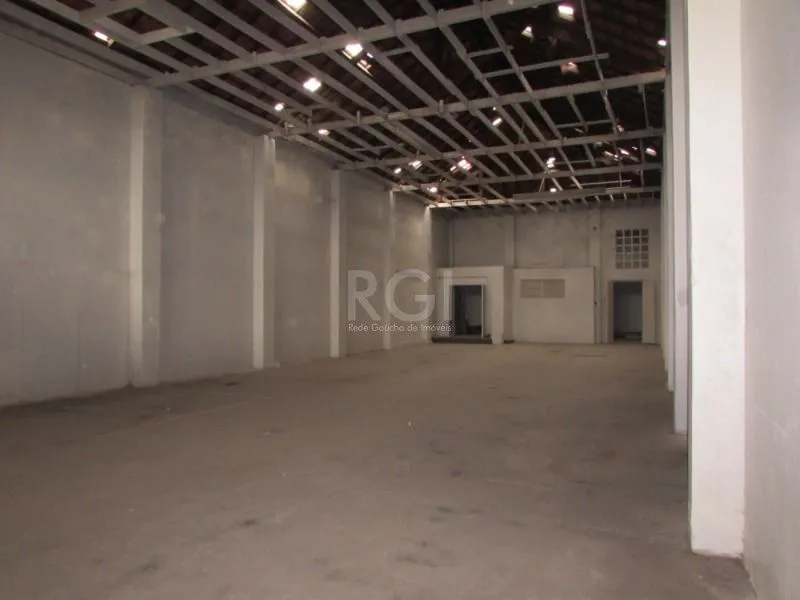 Imagem Depósito/Pavilhão para Venda - 330m², 0 dormitórios, 2 vagas - Floresta
