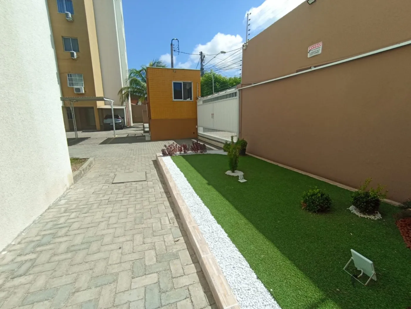 Imagem Apartamento para Venda em Fortaleza, Presidente Kennedy, 2 dormitórios, 1 banheiro, 1 vaga