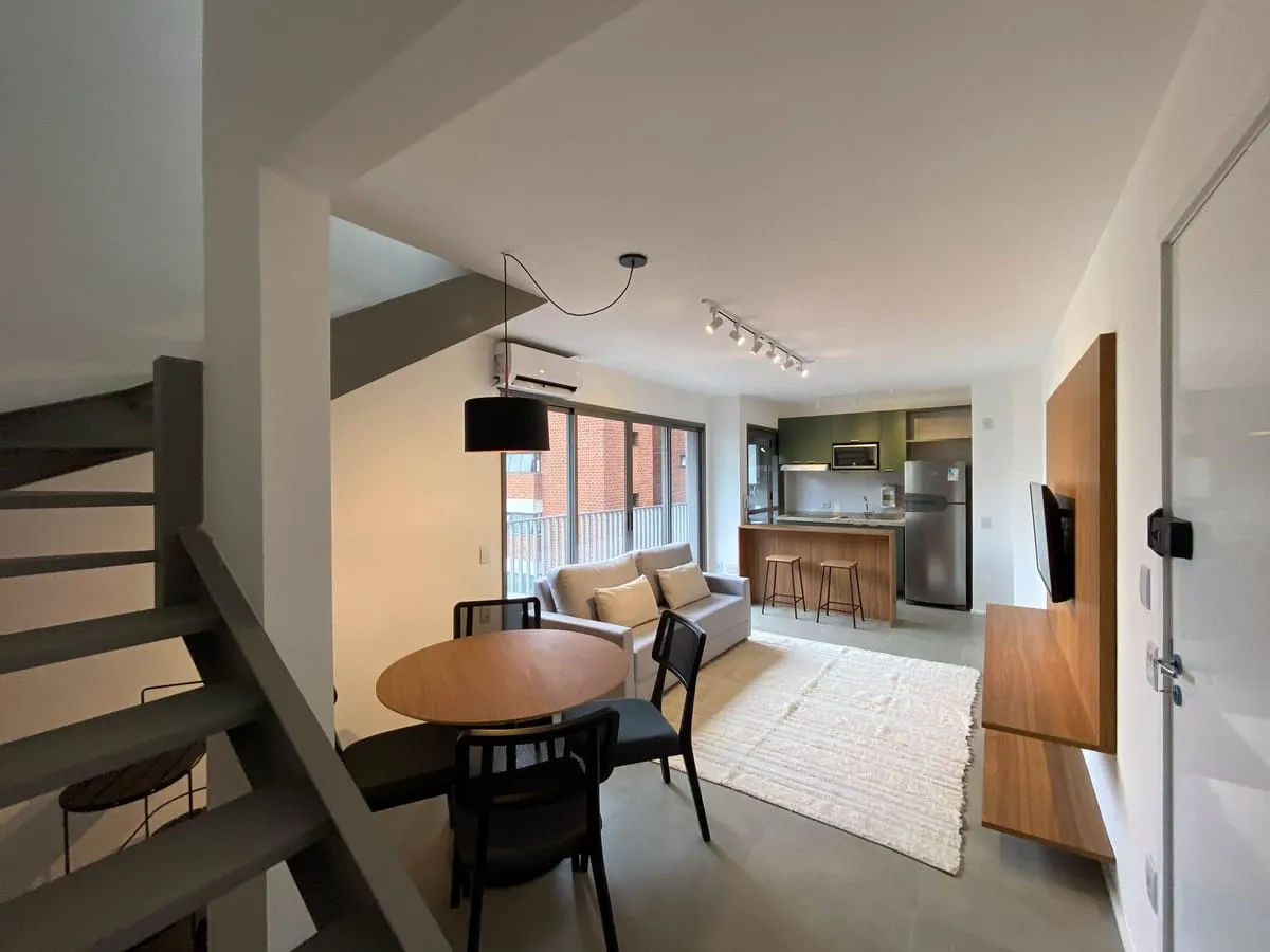 Foto do imóvel Apartamento com 2 Quartos para alugar, 85m² - Moema em Avenida Agami, 333 - Moema, São Paulo - SP
