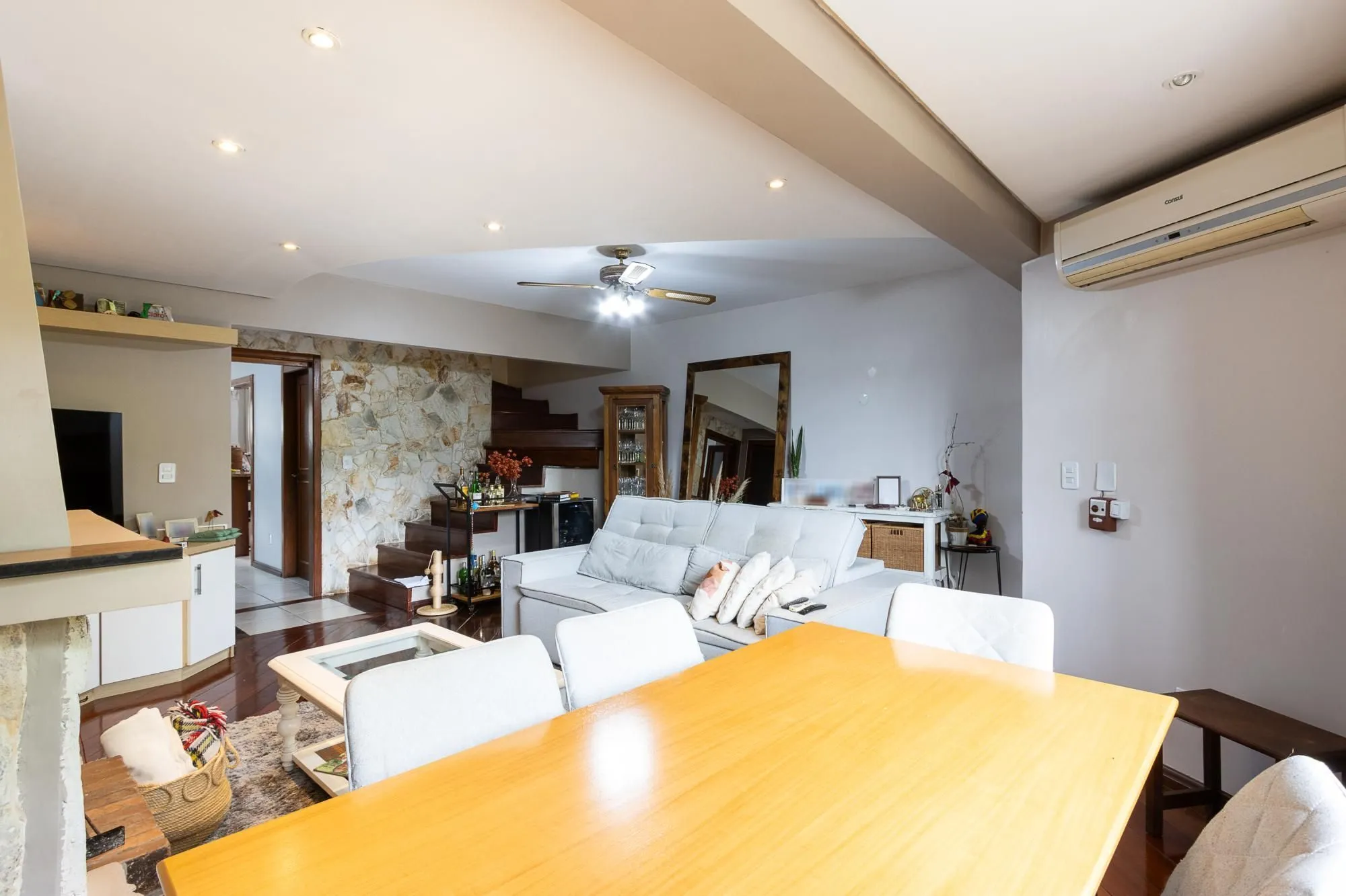 Imagem Casa Condominio para Venda - 175m², 3 dormitórios, sendo 1 suites, 4 vagas - Tristeza