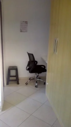Imagem Sobrado 202 m² 3 Dormitorios sendo 1 Suíte e 7 vagas de Garagens